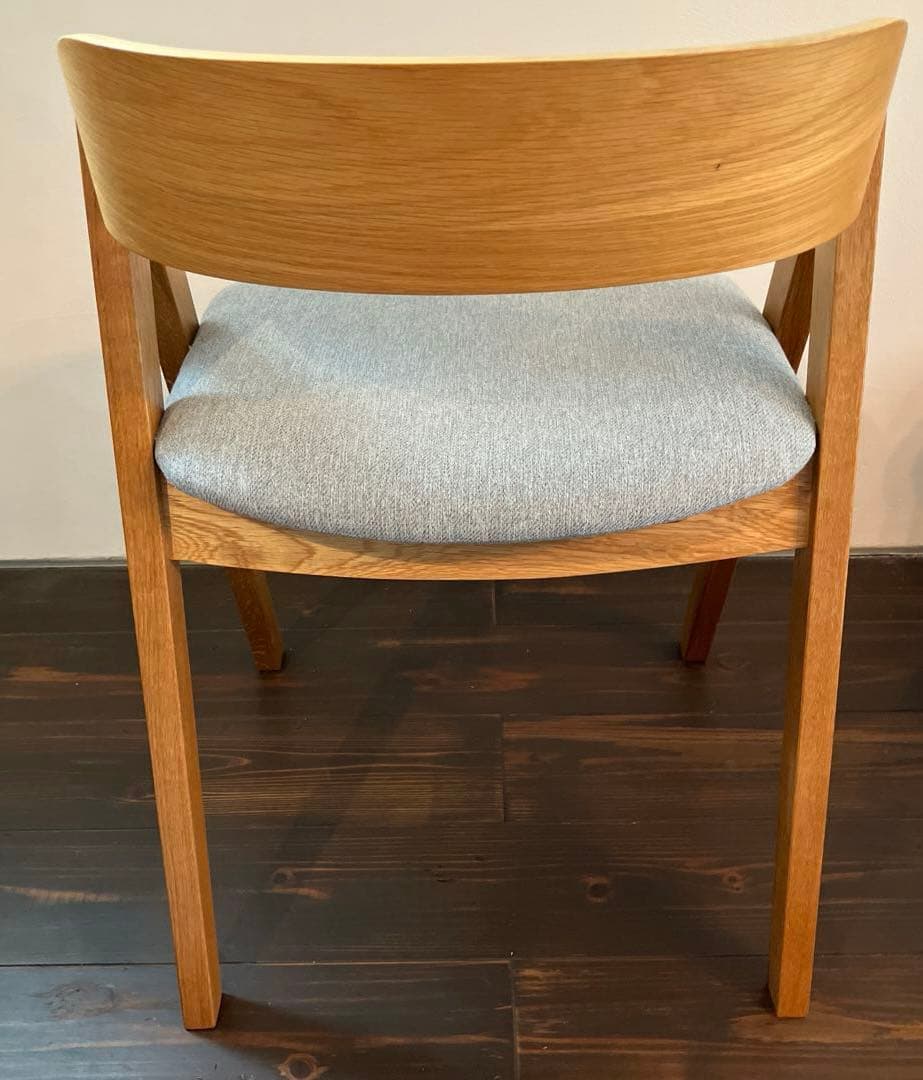 unico ウニコ　ダイニングチェア 木製 グレー布張り①