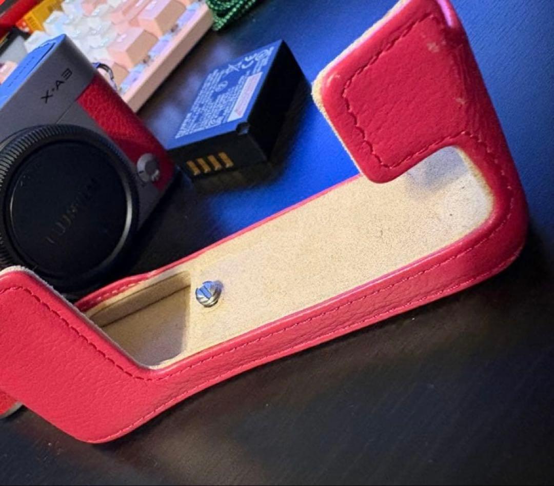 Fujifilm X-A3 レッド