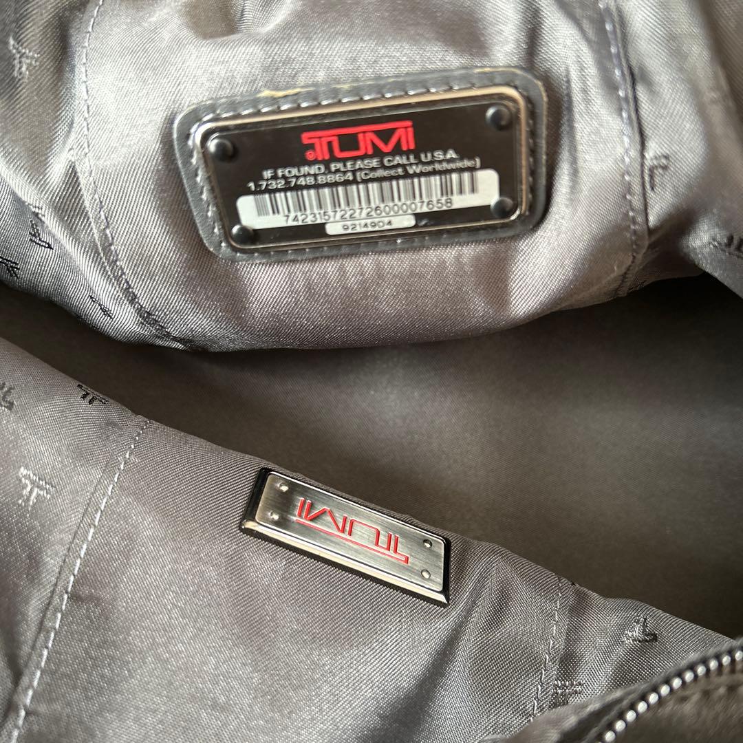 TUMI黒レザー ボストンバッグ 中型