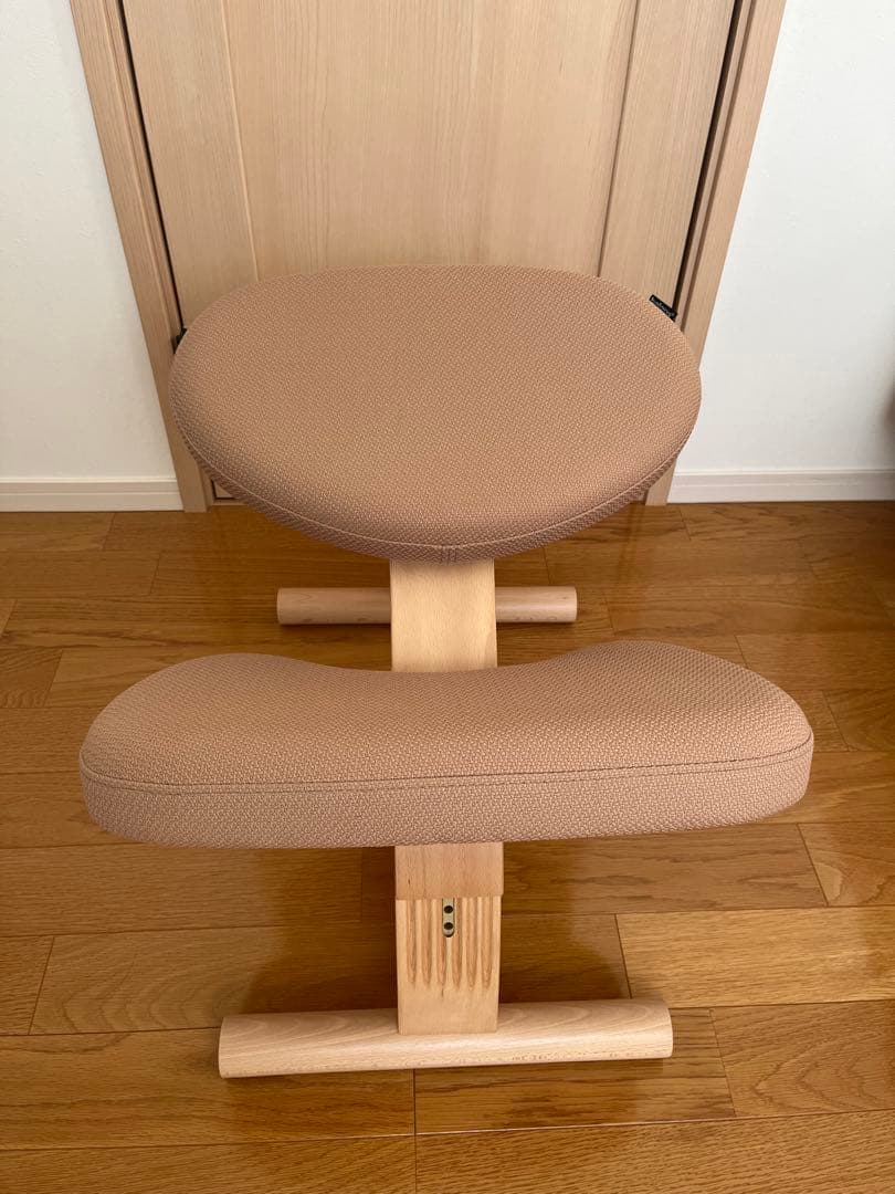 (美品)バランスラボ バランスチェア バランスイージー ベージュ