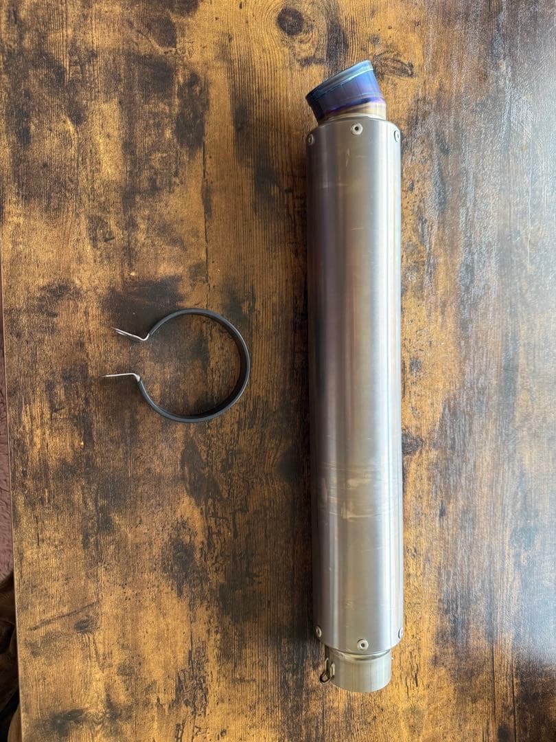 マシマシたらこスパゲッティ　 ステンレス製 円筒形マフラー