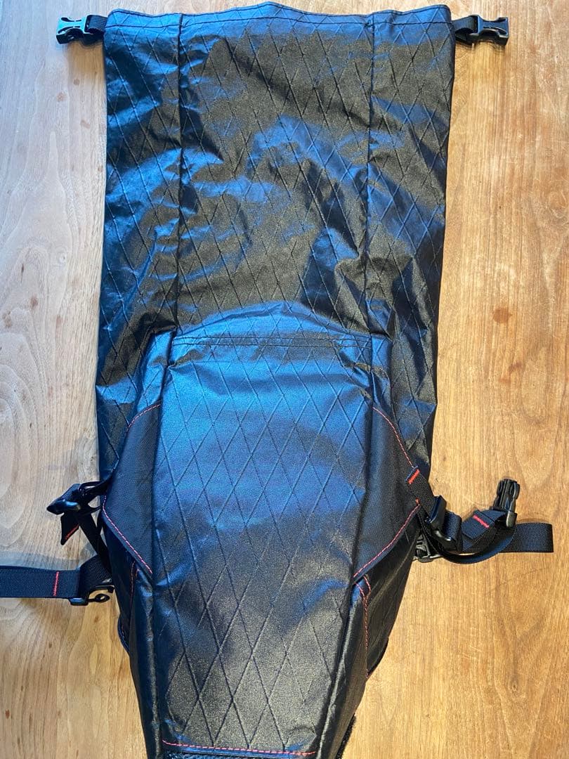 レベレイトデザイン ピカ 専用ポーチ付き　サドルバッグ