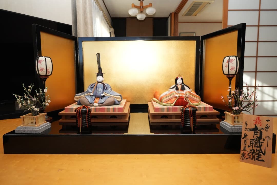 雛人形（久月・有職雛・親王飾り・一秀作・正絹・木目込み）