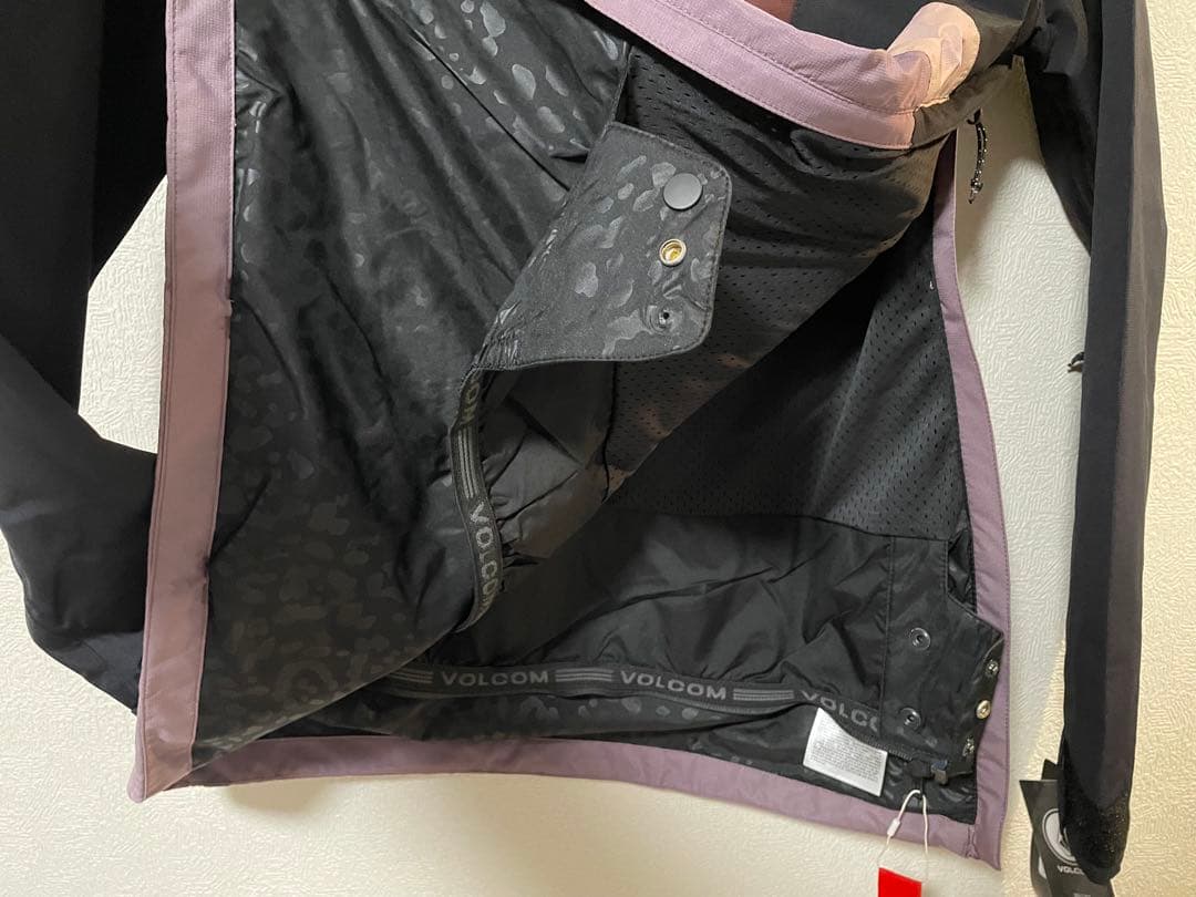 新品特価◇VOLCOM ウェア◇Ashfield Pullover◇レディースS