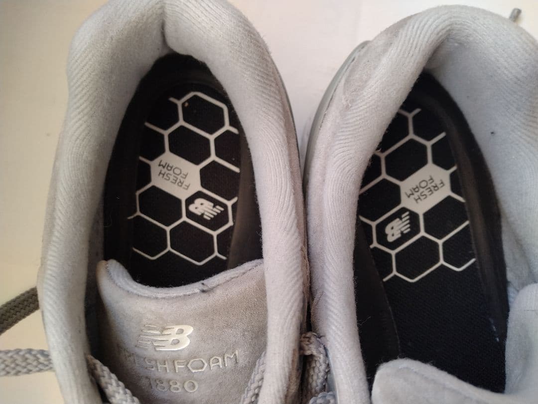 ニューバランス　Fresh Foam 1880 vl UW 1880 23.5