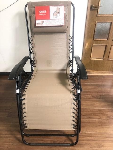 新品未使用　Coleman リクライニングチェア ベージュ