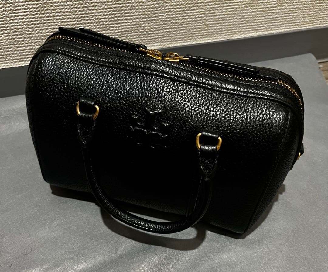 【最終お値下げ】トリーバーチ　ミニボストンバッグ　サッチェル　レザー　ブラック