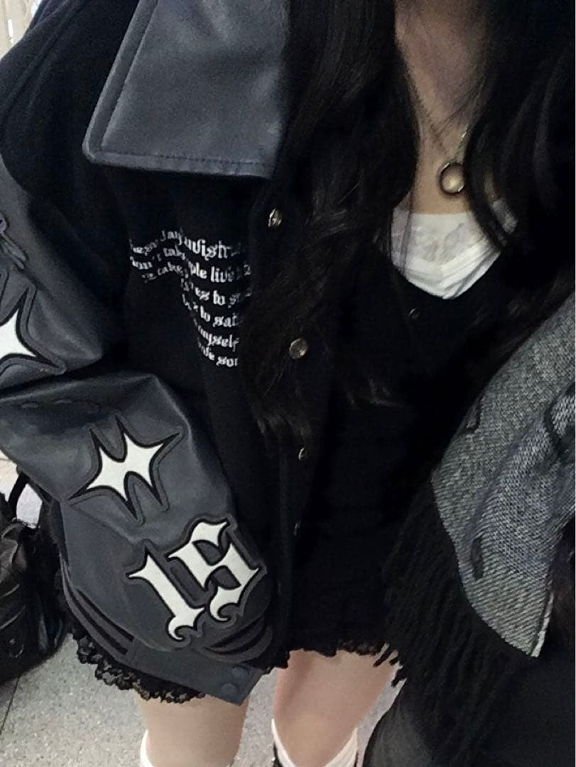 LUVISTRUEラブイズトゥルージャケット スタジャン