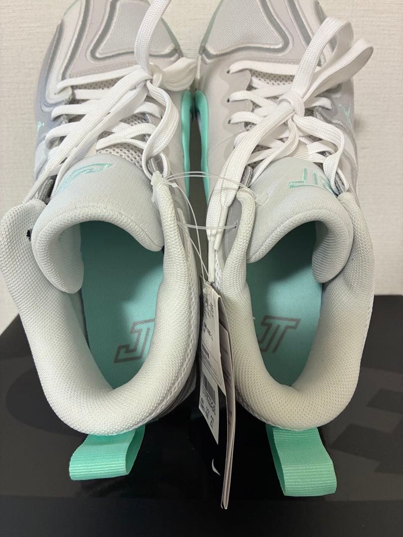 NIKE テイタム3 FP 新品　バッシュ