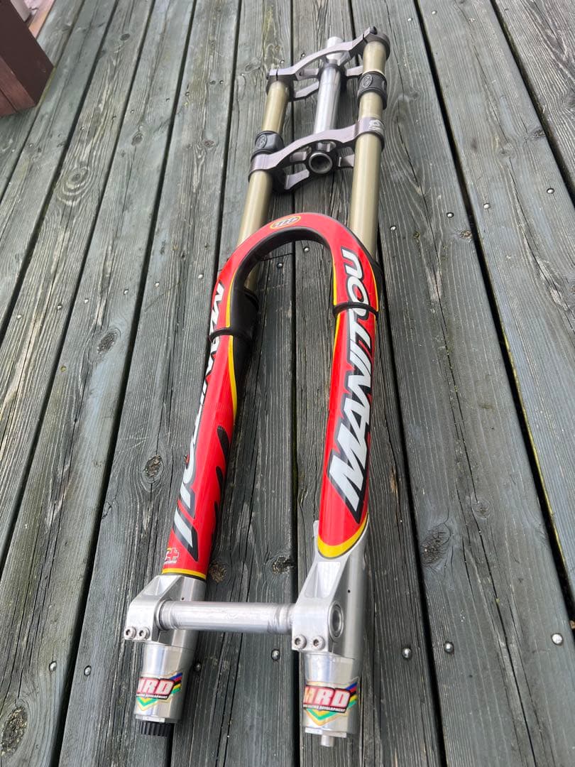 Manitou Xvert サスペンションフォーク