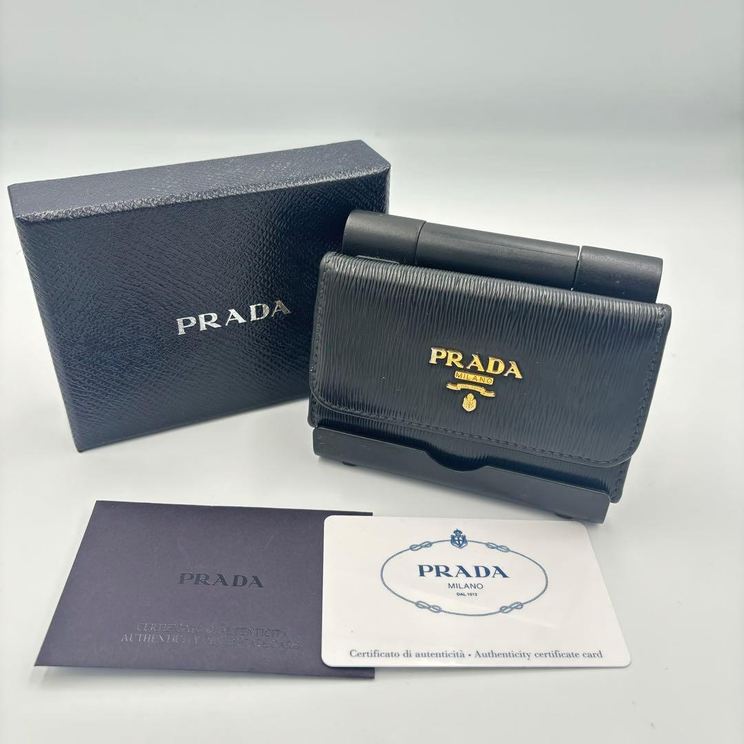 PRADA プラダ キーケース サフィアーノ