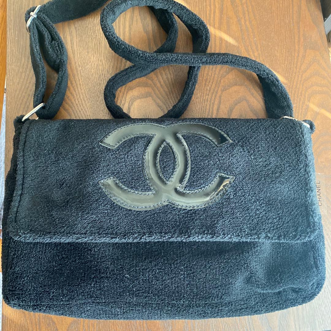 CHANEL 黒 ノベルティショルダーバッグ　非売品パイル