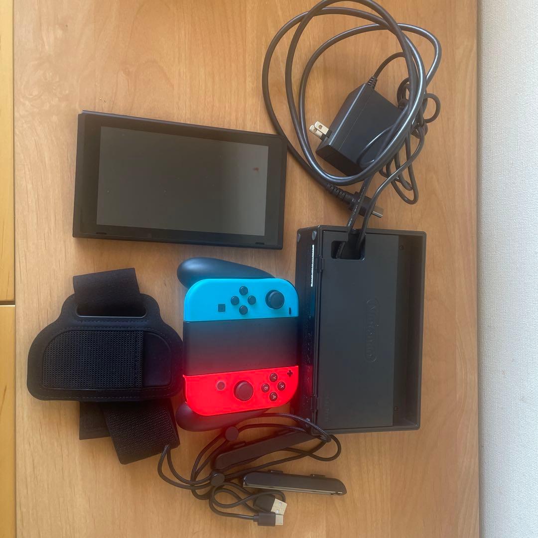 ニンテンドースイッチ本体　ゲームソフトおまけ付