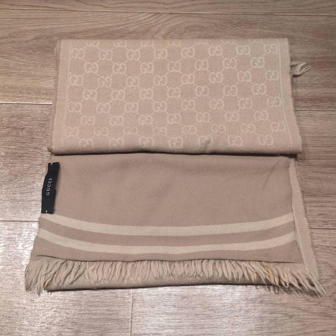 GUCCI GGロゴマフラー ベージュ