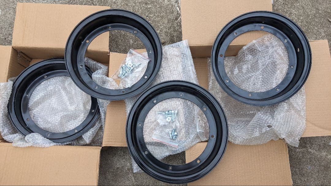 ダックス シャリー4本スポーク用アルミ製ホイール3.50Ｊ1台分セット中古