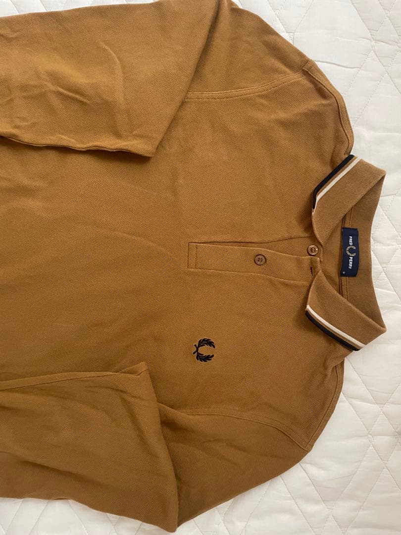 フレッドペリー　ポロシャツ　キャメル