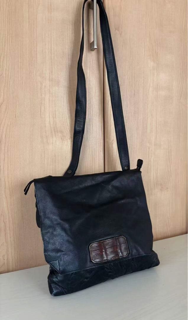 美品IBIZA ショルダーバッグ　象革　黒色