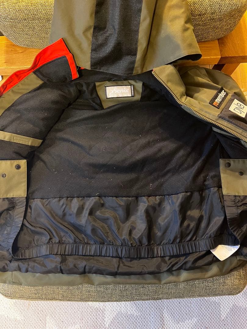 美品150サイズスキー、スノーボードウェア