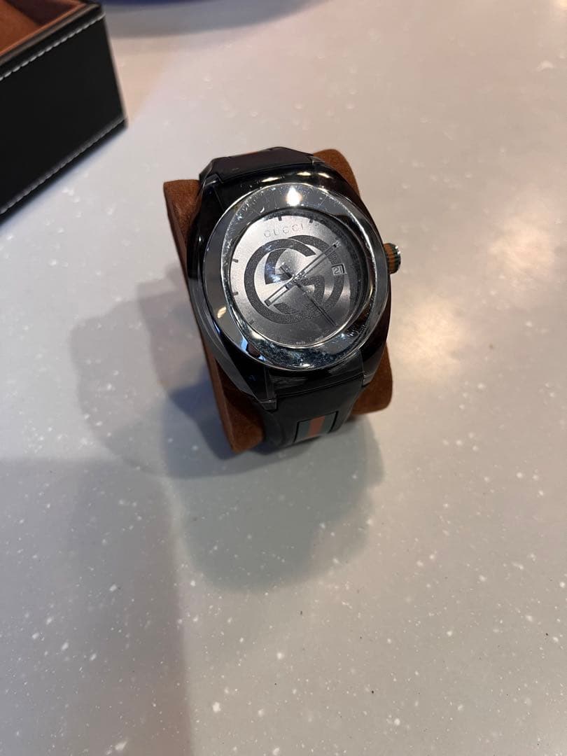GUCCI シンク　クオーツ メンズ 腕時計