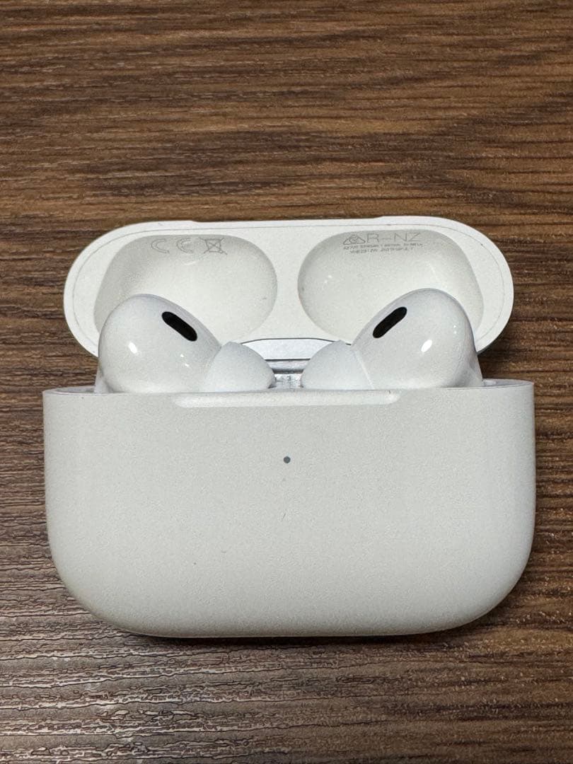 AirPods Pro 第2世代 USB-C MagSafe充電ケース付属品完備