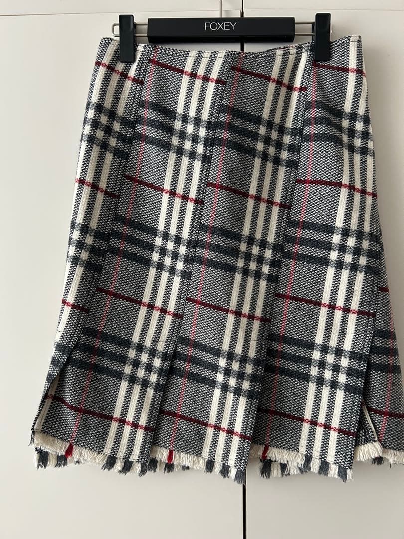 バーバリーロンドンスカート