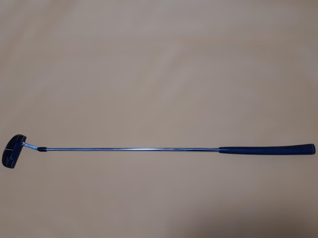 ザ・ルーツ カーブフェース パター　スチールシャフト カバー付［33.5インチ］