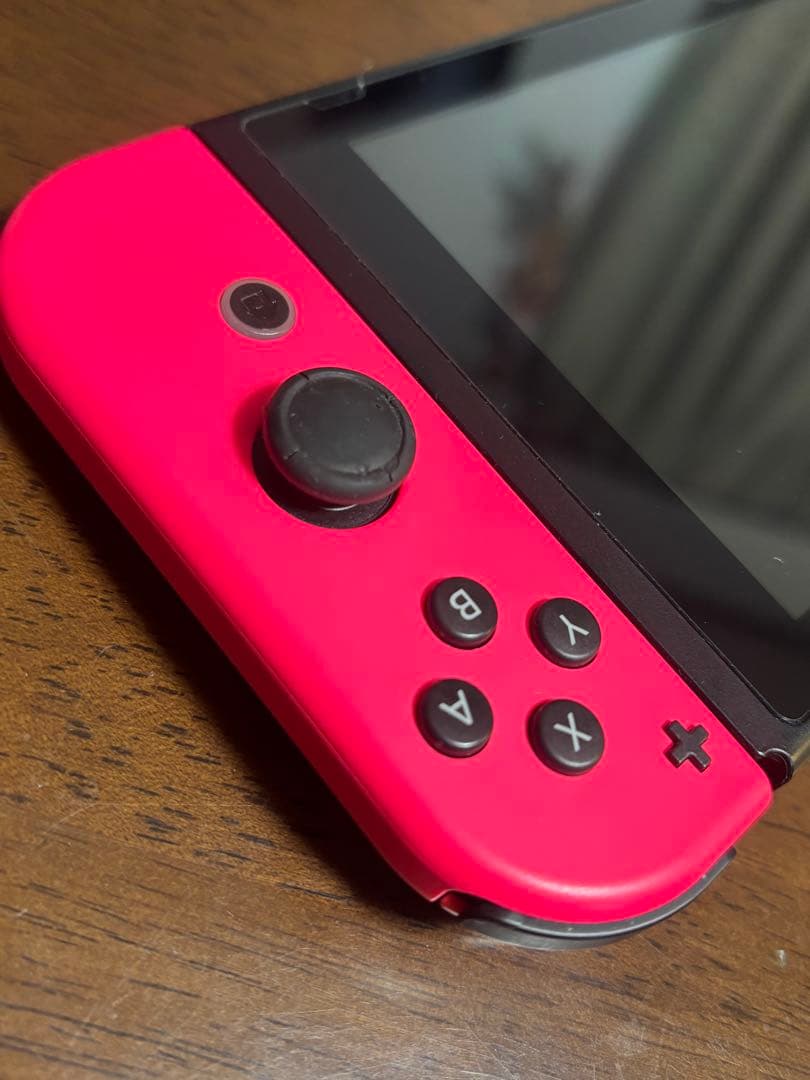 Nintendo Switch 本体 ピンクとグリーンのJoy-Con