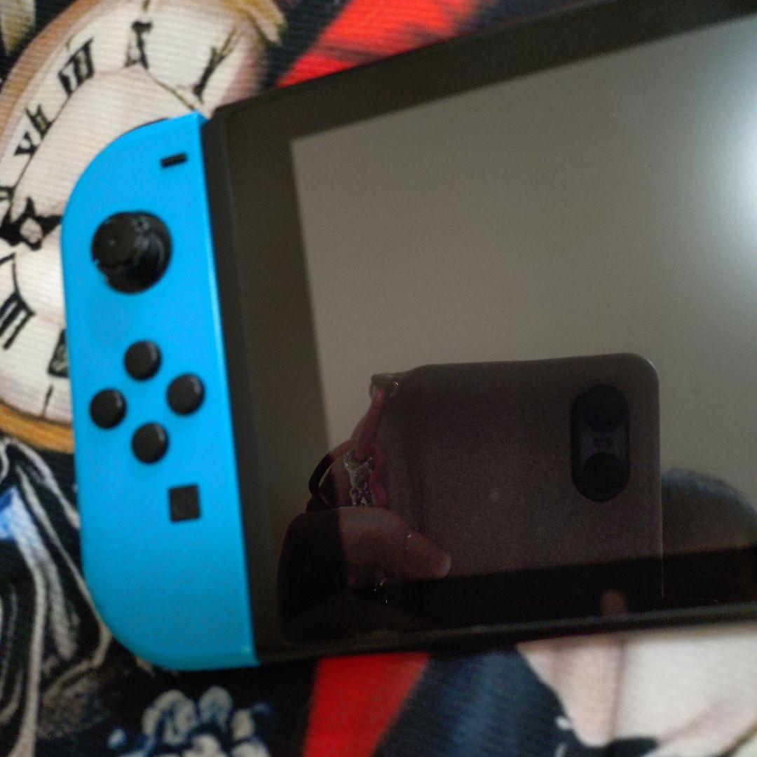 Nintendo Switch本体　スイッチ本体　青赤ジョイコン