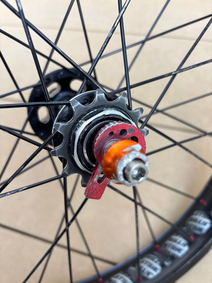 バイクトライアル　20インチ(19インチ) 完組みリアホイール