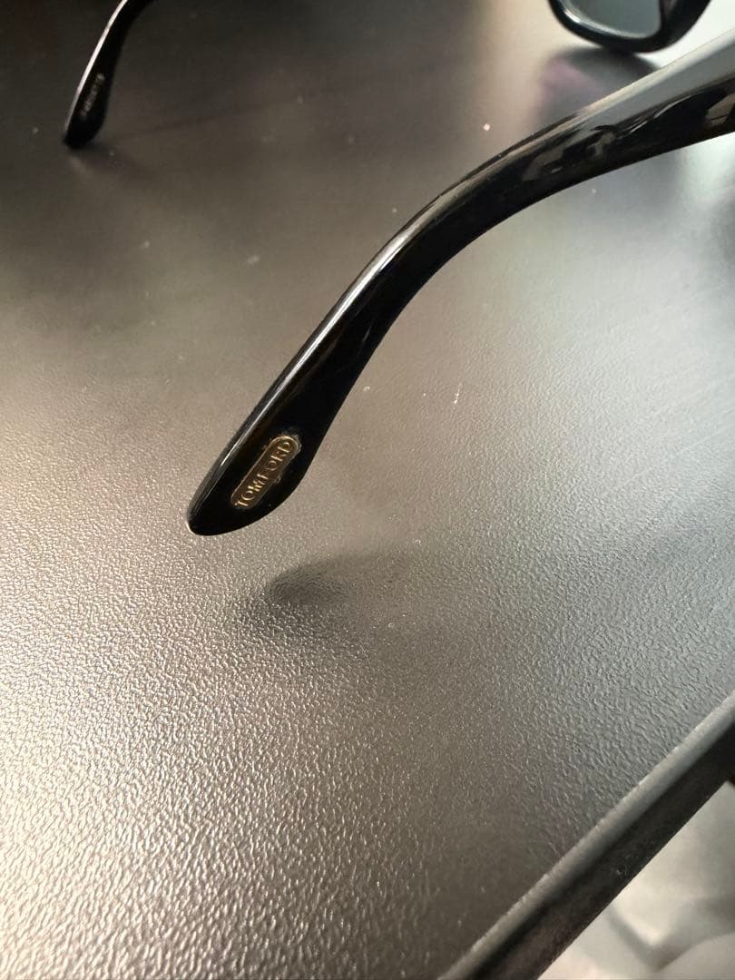 トムフォードサングラス　TF502-F 要レンズ交換