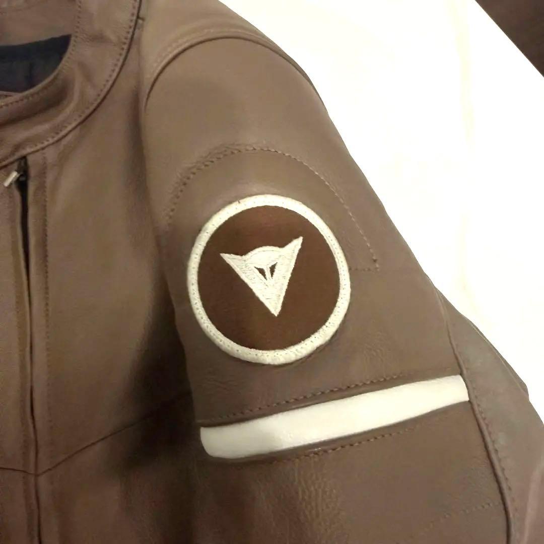 新品同様　54サイズ　ダイネーゼ　レザージャケット　dainese