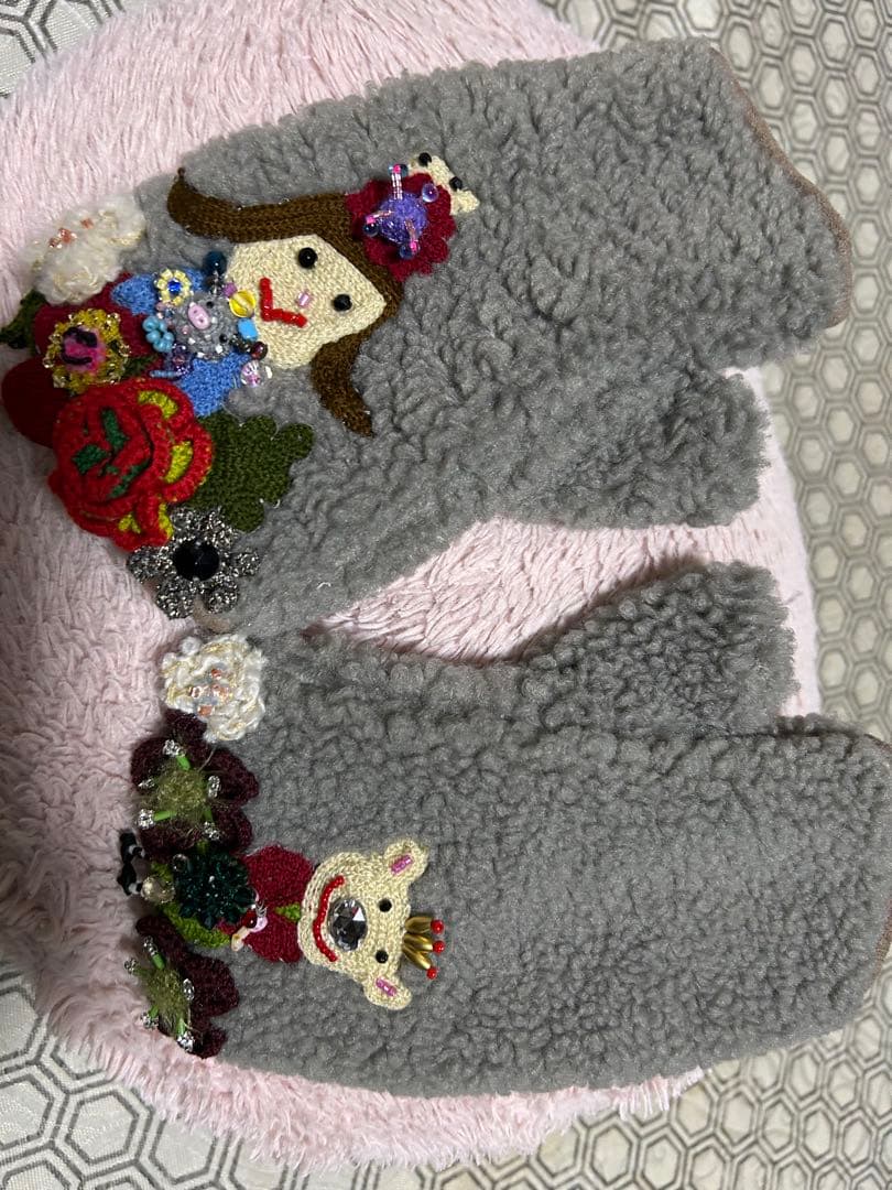 アルベロベロ　オンリーワン ミトン　可愛い編み込みつき。　未使用