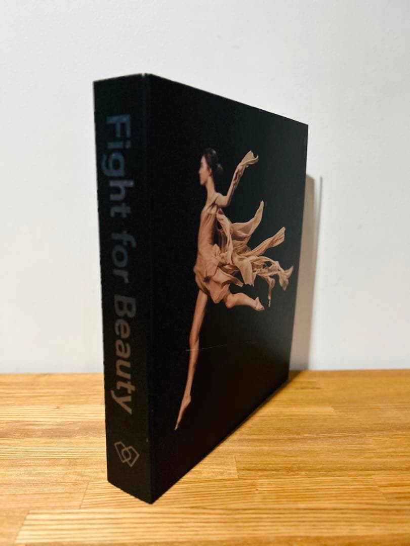 希少 fight for beauty westbank 本 写真集