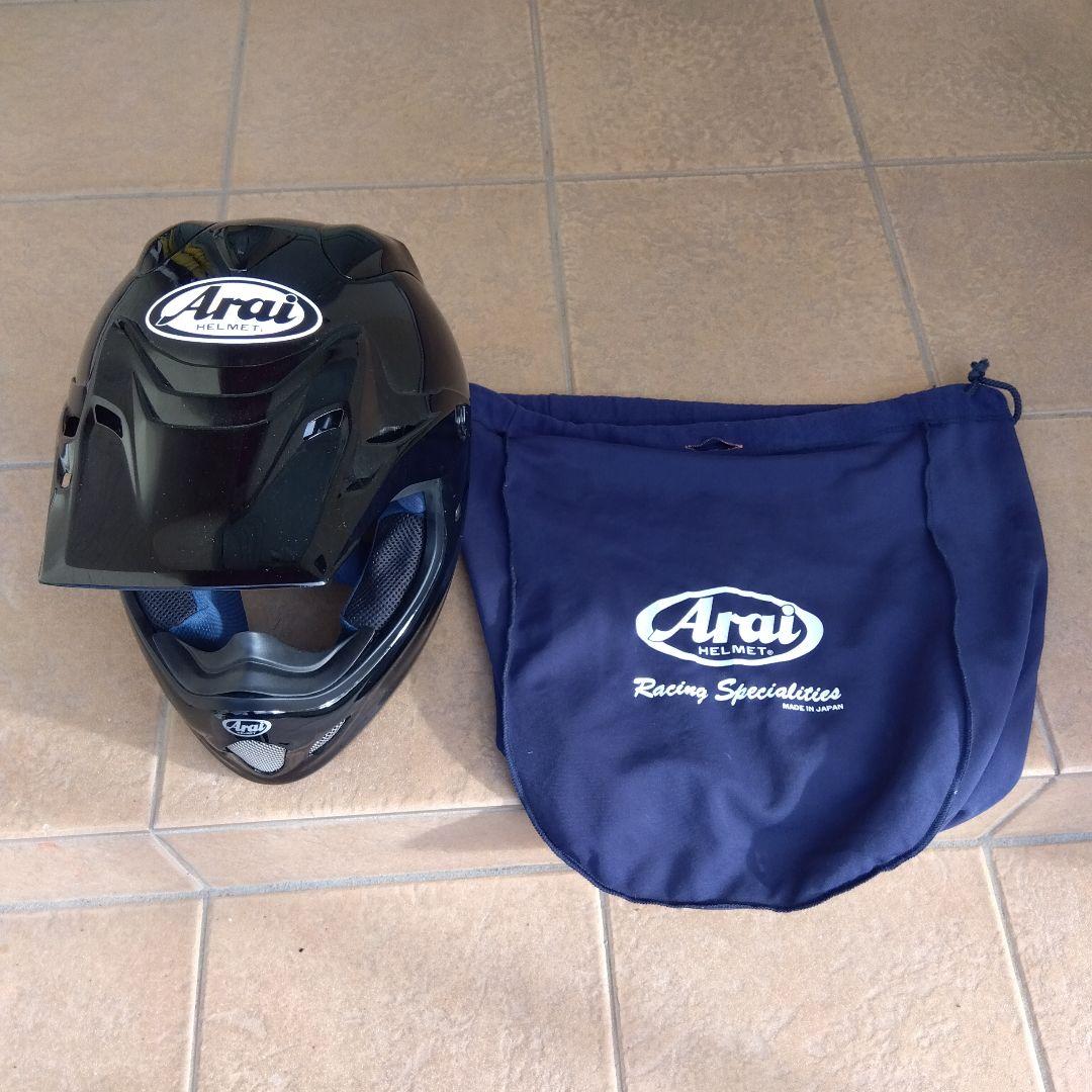 Arai フルフェイスヘルメット ブラック。
