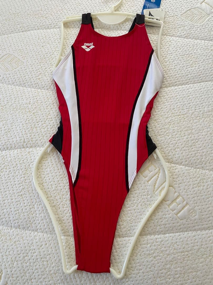 h*i様 arena 競泳用水着 レッド/ホワイト/ブラック
