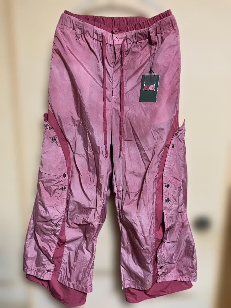 GRANCY ボタンレイヤードデザインナイロンパンツ ピンク Mサイズ