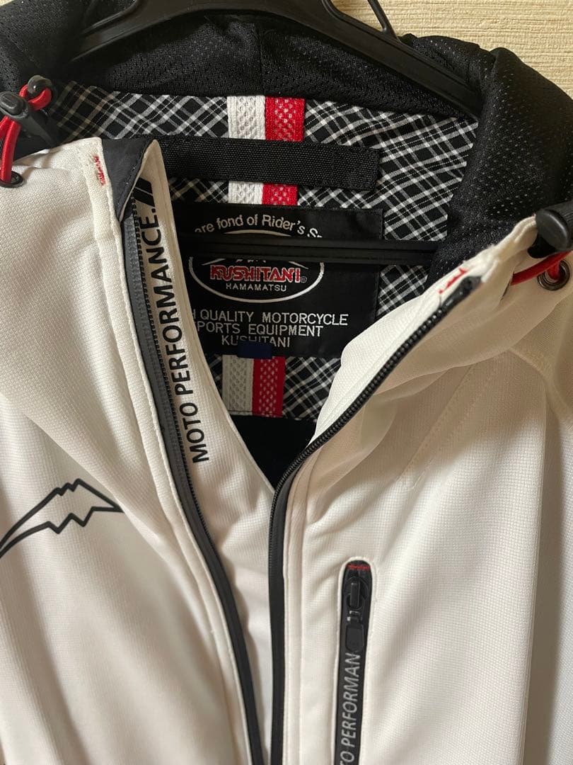 新品タグ付き⭐︎クシタニ　ベクトルジャケット　XLサイズ　ホワイト