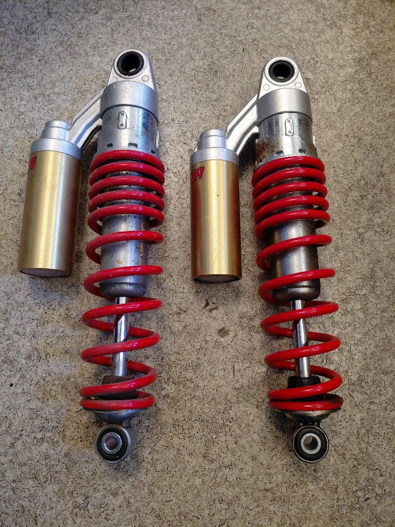 cb400sf リヤショック　nc42