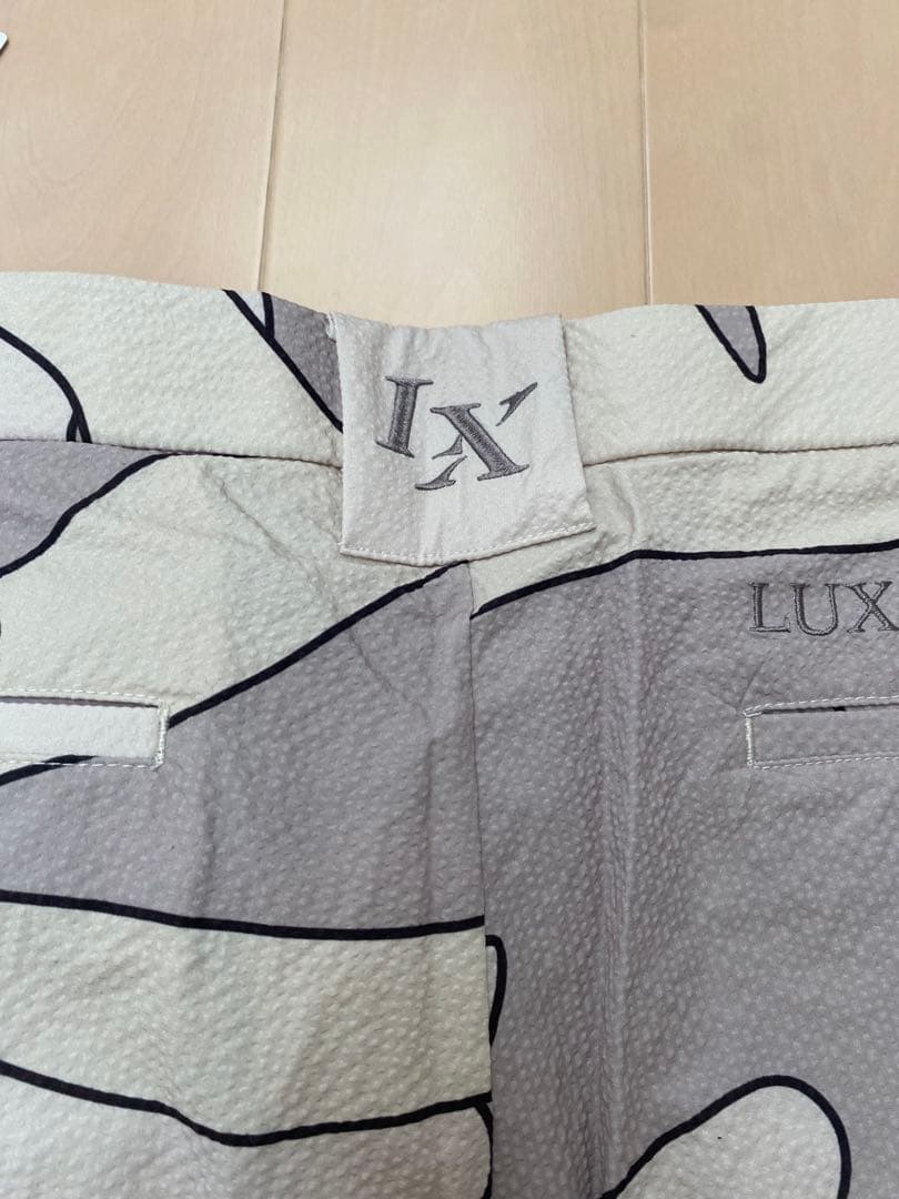 ゴルフウェア　リュクスエイケイエムプラス　セットアップ　M