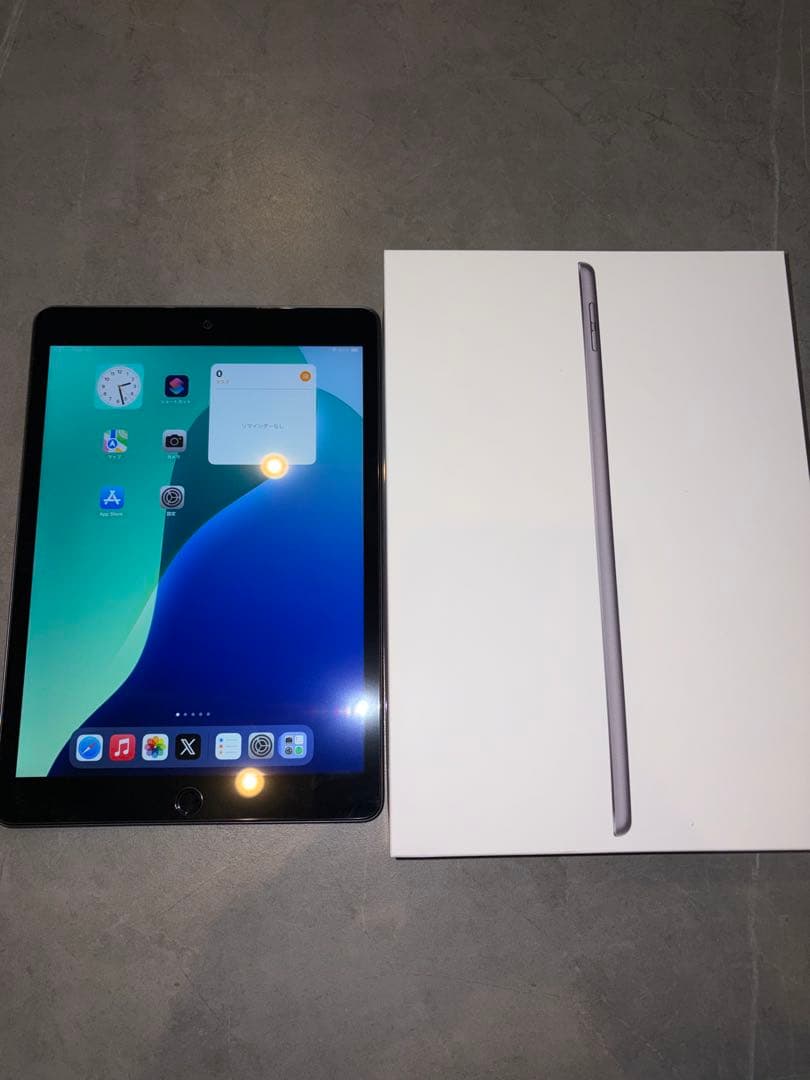 iPad (第9世代) 64GB Wi-Fiモデル　ブラック