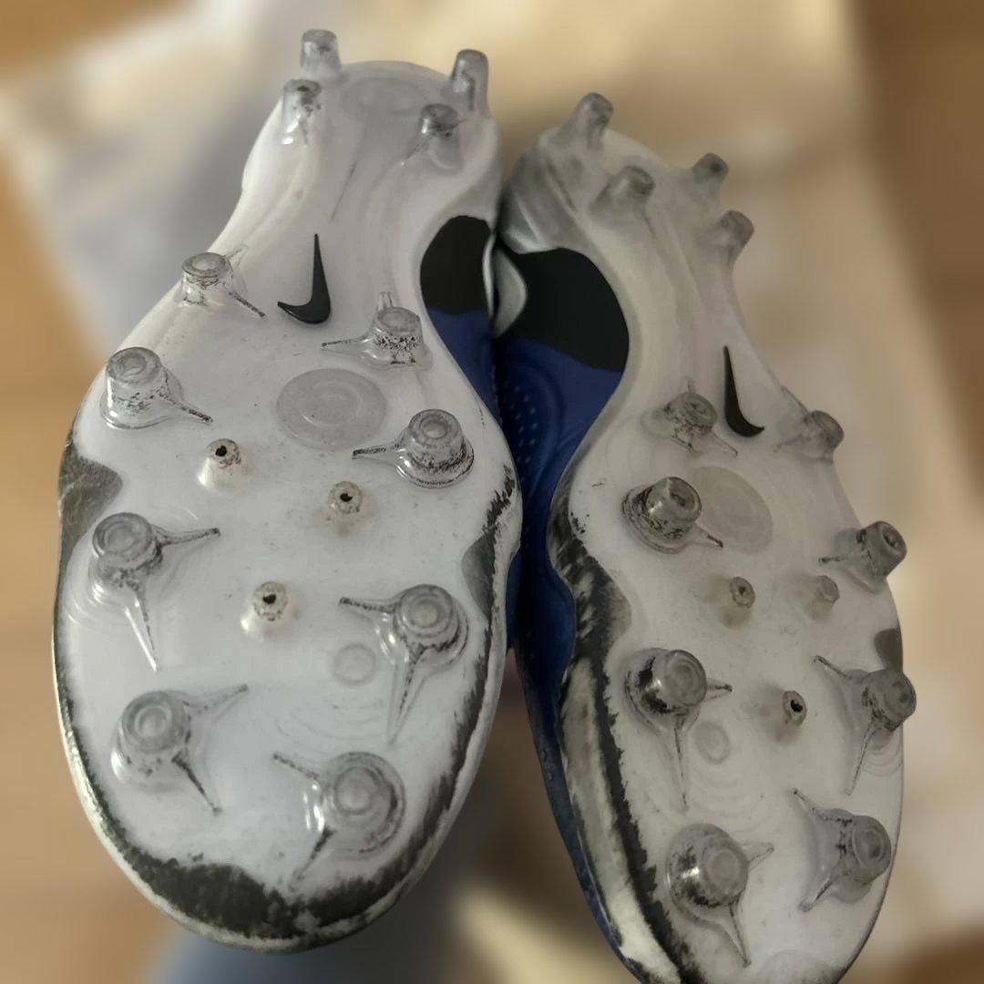 Nike Tiempo サッカー　スパイク　人工芝　柴　モデル　トップ