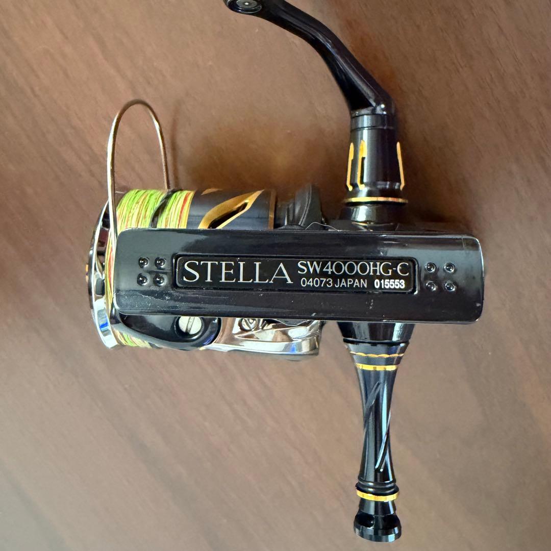 20 ステラ　SW4000HG ゴメクサスのリールスタンド付き