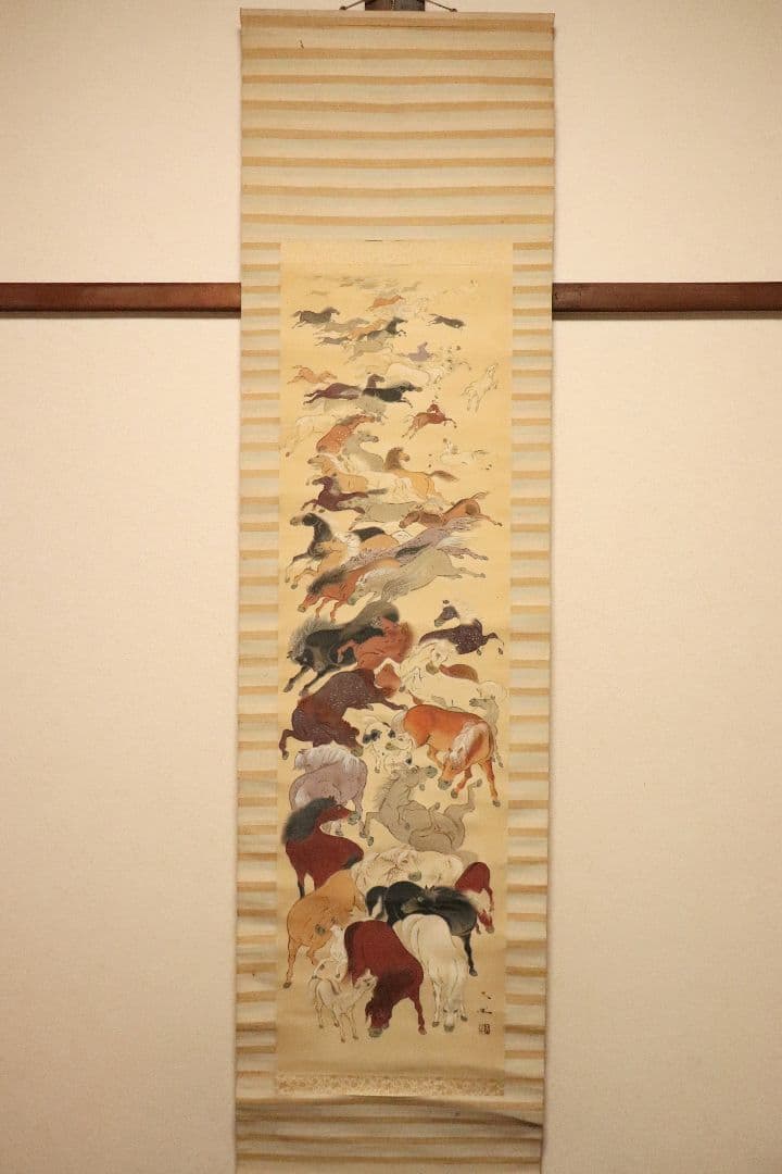 孤高の日本画家　妹尾天然　肉筆「百馬図」絹本　共箱　掛軸
