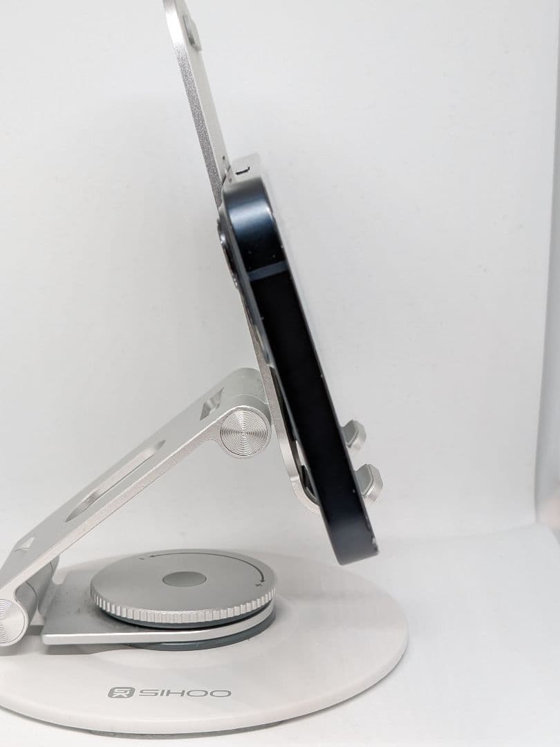 iPhone 13 128GB バッテリー100% SiMフリー