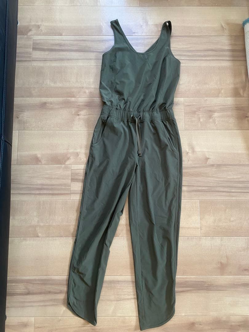 Patagonia オリーブグリーン サロペット　ジャンプスーツ