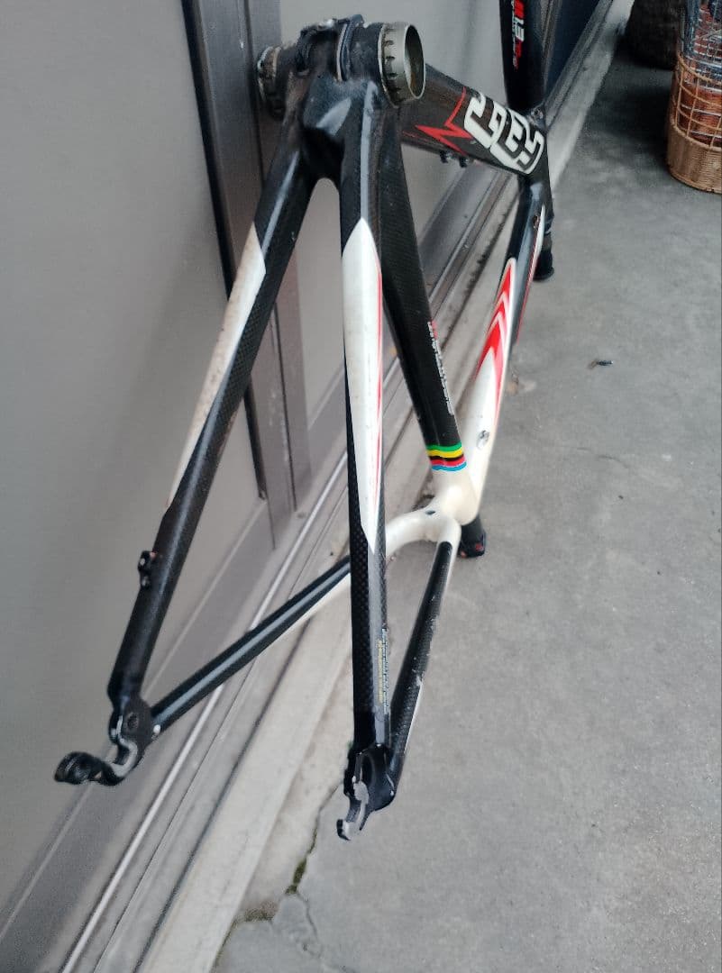 カーボンフレーム Felt Z25