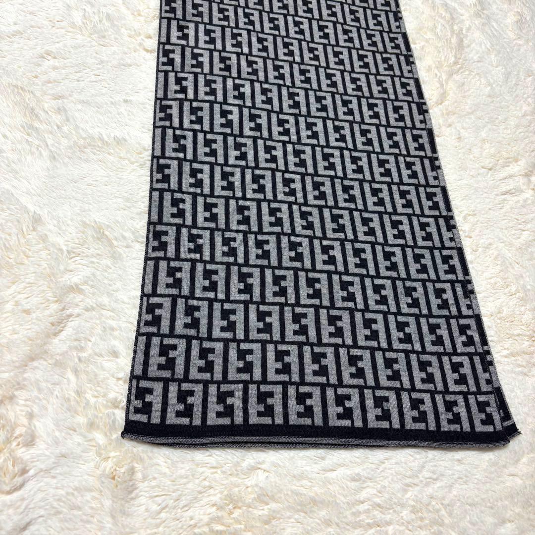 FENDI フェンディ マフラー グレー ブラック ズッカ柄 ロゴ 美品 メンズ