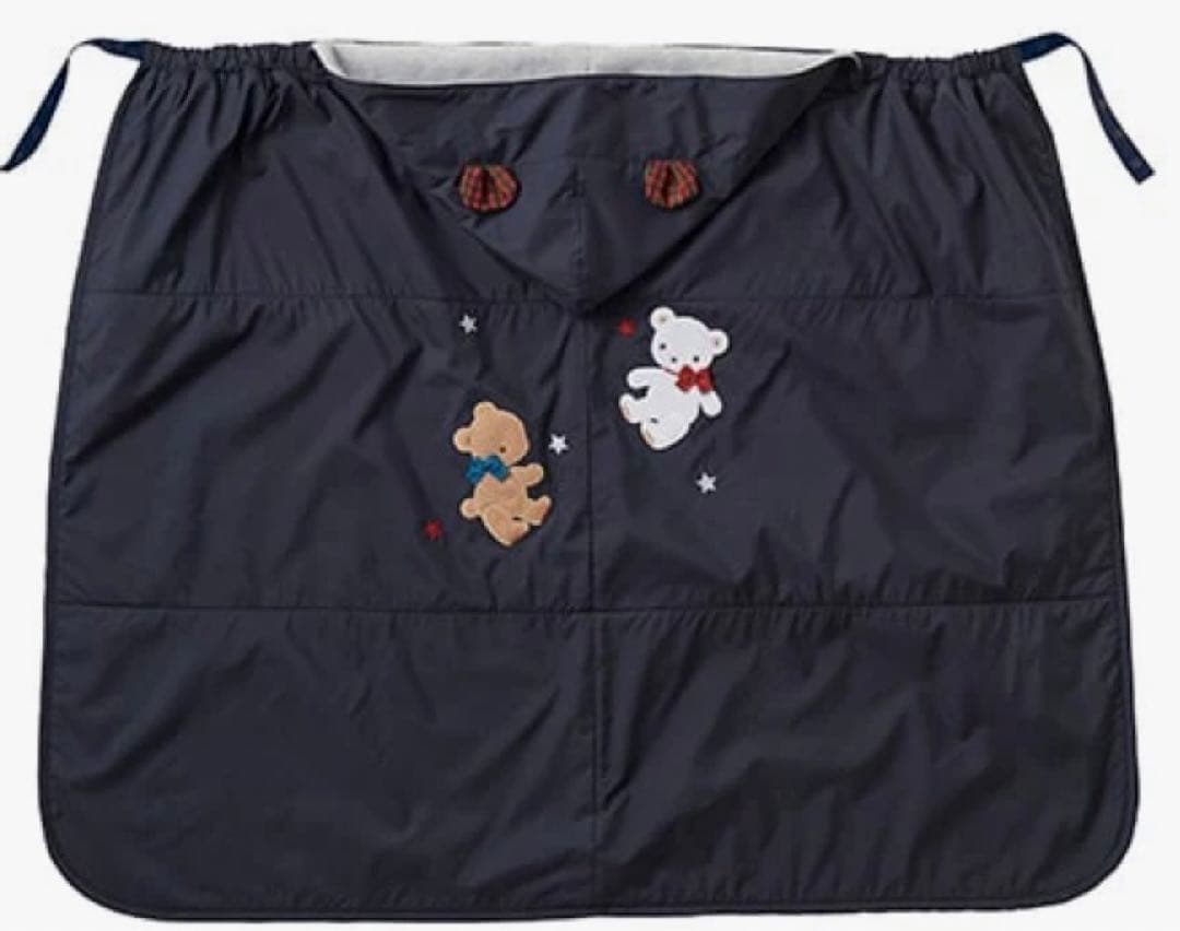 n*a様 【新品未使用タグ付き】3WAYブランケット　ファミリア