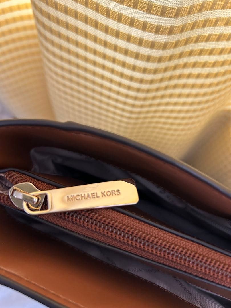 MICHAEL KORS 35S1GTVT7Bトートバッグ新品未使用！