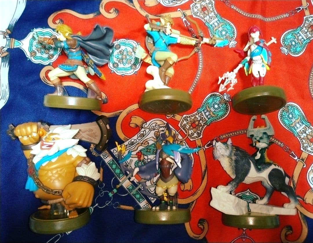 Switchゼルダの伝説amiibo6体セット！ティアキンブレワイウルフリンク